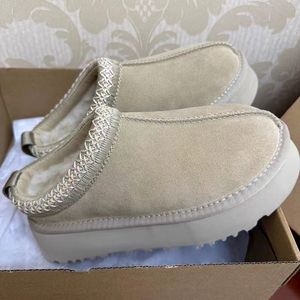 Tazz Slippers For Women Designer Tasman Slides Australia Snow Boot Classical Ultra Mini Platform Boots Winter Warm Shoes Australian Suede Woolen Sheepskin