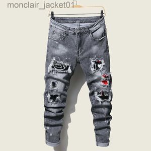 Jeans da uomo Jeans chic da uomo Pantaloni skinny strappati freschi Jeans da jogging casual per uomo Moda Streetwear Hip Hop Pantaloni lunghi slim fit maschili J231006