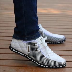 Dress Shoes Breathable Light Weight White Sneakers Driving Pointed Toe Business Men Leather Autumn Men s Casual 231006