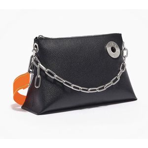 Akşam çantaları İspanya PU deri Lady Crossbody Yuvarlak Messenger Bag Lüks Tasarımcı Kadınların Düz Renkli Metal Zincir Omuz 231005