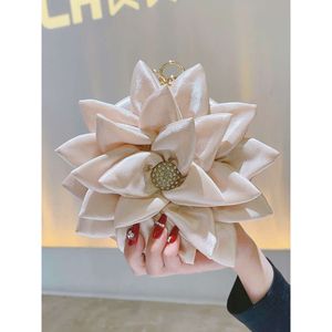 Fairy Bag 3D-Blume, runde Abendtasche im chinesischen Stil für Damen, Clutch, Hochzeit, Geldbörse, Party, Bankett, Handtasche, Satin-Geldbörse231006