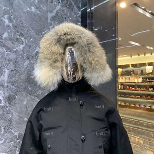 Winter Down Jackets Hoodie Real Wolf Fur Holder 여성 재킷 지퍼 방풍 및 방수 코트 따뜻한 코트 여성 야외 Parka740