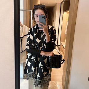 echarpe Silk Scarf New Women Man Top 2022デザイナースカーフファッションブランド100％カシミアスカーフ冬の女性