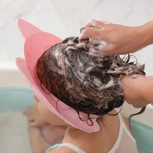 Duş başlıkları bebek şampuan kapağı ayarlanabilir çocuk duş şapkası su geçirmez çocuklar banyo vizörü sevimli bebek yıkama saç kalkan kapağı göz koruma 231006