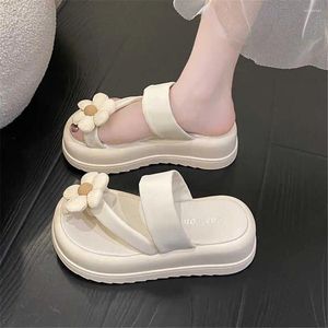 Slippers Flat Sole Bathing Home Soft Shoes Size 33 Woman Sandals Women Sneakers Sport Sapatilla Shoses To Play