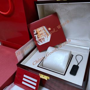 Watch Factory Sell Quality Watches Boxes Original Box Papers Big Red Wood Handbag 210mm x 170mm x 100mm For 5711 5811 5712 5167A 5167R Gift Bag Watch Use Wristwatches