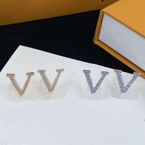 Klasik Cazibe Küpe Saplama Erkekler Kadın Tasarımcı Küpe Kristal Rhinestones Mektup Kulak Sapı Düğün Aşıkları Hediye Engagemen2500
