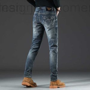 Jeans da uomo Designer designer Primavera Nuovo Cotton Bullet Edizione coreana Slim Fit Fascia alta Prodotti europei Big Bull Marchio di moda ASSE 17H1