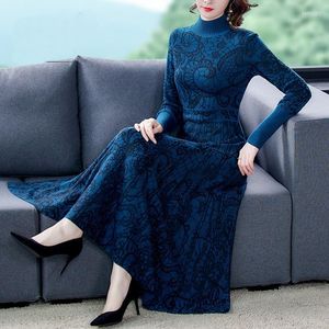 Sukienki swobodne 2023 Kobieta w stylu vintage dzianina Midi jesienna zima w rozmiarze Czerwona niebieska sukienka Sweter Elegancka Bodycon A-line mama