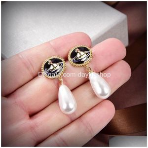 Designer Trend Stud örhängen Vivian Luxury Women Fashion Jewelry Earing Metal Pearl Earring Cjeweler Westwood Woman DGDSW Drop Delivery