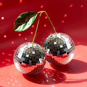 Decorative Objects Figurines Cherry Shaped Disco Ball Decor Handmade Mirror Glass Cherry Disco Ball Party Retro Reflective Disco Ball Lights 231007