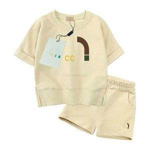 Conjunto de roupas de luxo conjunto de roupas de designer infantil camiseta shorts monogramado elegante marca de moda britânica crianças bebê e meninas algodão conjunto de duas peças l20310/7