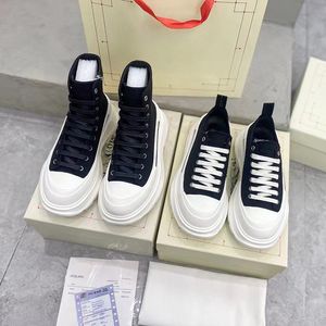 Scarpe di tela alla moda, calzini e stivali Stivali di tela Scarpe alte con plateau casual Scarpe stringate Stivali firmati