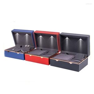 Biżuteria torebki LED Pudownia Pierścień Naszyjnik Bransoletka Zestaw Gift Storage Organizer Organizator Tacle Tray Case