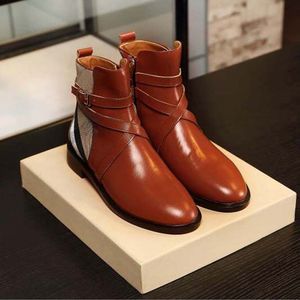 Heißer Verkauf Modedesigner Stiefeletten Damenschuhe Damen Mädchen Seide Rindsleder Mittelarm Damen Flache Stiefeletten 2023 Winter Rot und Schwarz