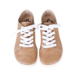 Sapatos de vestido Tipsietoes 2023 Springing Barefoot Leather Sneaker para Mulheres Flat Soft Thin Out Sole Zero Drop Wider Toe Box Flexível Peso Leve 231006