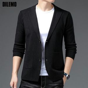 Top Quality Designer Brand Casual Fashion Plain Slim Fit Night Mens Knitted Blazer Suite Jacket Elegant Mens Clothing 220225240I