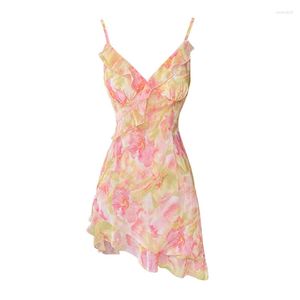 Casual Dresses Floral Print Spaghetti Straps Party Oregelbunden klänning Kvinnor Sexig backless V-ringningsmode Fransk klubb Sweet Holiday Mini 2023