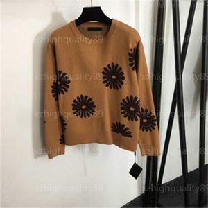 Designerskie swetr kobiety Kobiety pullover kobiety top moda mała mała stokrotka kwiat okrągły szyję z długim rękawem, ciepłe i wygodne dzianinowe swetry kobiety