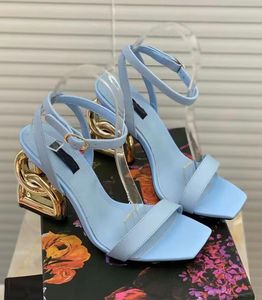العلامات التجارية الفاخرة العلامات التجارية Keira Sandals Shoes Bridal Wedding Dress Pumps Calfkin High Heels Lady Gladiator Sandalias with Box.EU35-43