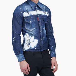 Camisa jeans masculina com remendo ocidental, composta por jeans branqueado desgastado, dramatizado, grafites, rabiscos e designs, camisa276K