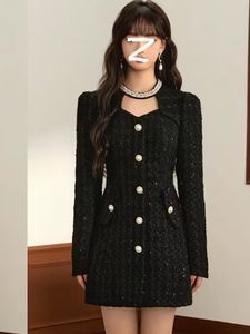 1003 L 2023 Подиумное платье с круглым вырезом и длинными рукавами Платье в стиле ампир Черное брендовое платье в том же стиле с цветочным принтом Высококачественная женская одежда changji