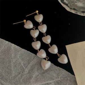 Dingle örhängen trendiga smycken vintage lång hjärta pärla tofsar romantiska pärlor örhänge kvinnors koreanska mode överdrivna smycken