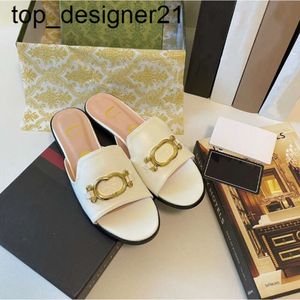 NYA 23SS DESIGNER SEXY FLAT BASE Sandal Woman Luxurious Dermis Brand Summer Fashion Outdoors Slipper Lady Bronze Buckle Sandals High Heels