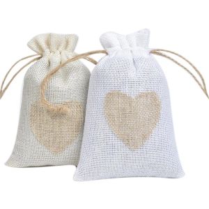 Piccoli sacchetti regalo a forma di cuore in tela con sacchetti di stoffa con coulisse per matrimoni, feste, feste, Natale, San Valentino, artigianato JJ 10.7