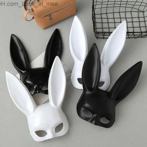 Maski imprezowe Half Face Rabbit Mask Black White Halloween Mask BARD Masquerade Party Rabbit Uszy Maski Seksowne Cosplay Props Q231009