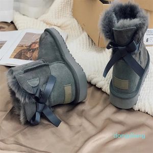 Fashion designer boots Warm snow boots in autumn and winter Fleece ribbon bow boots