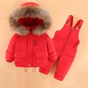 衣類セット冬の女のスノースーツフード付きベイビーボーイの幼児用のウォームダウンジャケット1-3年幼児2PCS服セット231006