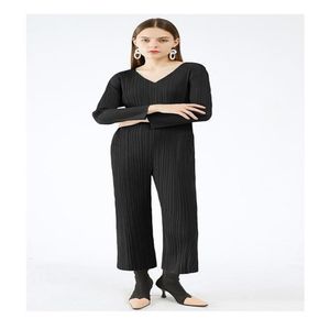 Women's Jumpsuits & Rompers Japanese Designer Style Autumn V-neck One Piece Miyake Pleated Jumpsuit High Waist Wide Leg Casua310E