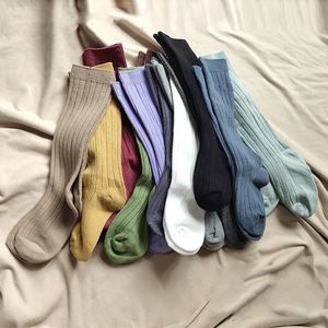Детские носки, 18 цветов, однотонные, до колена для маленьких мальчиков и девочек, хлопковые дышащие мягкие носки в полоску, детская школьная форма 231007