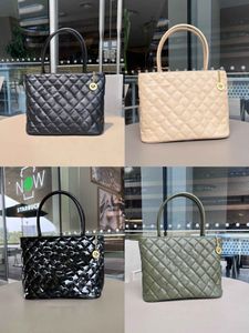 Designer Bag Women's Fashion Tote Large capacity travel shopping bag Shoulder bag