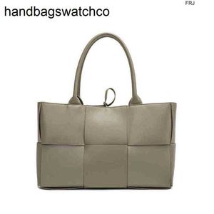 BottegassVenetas Handbags Arco Tote Bags Huiqiao Enetas Wholesale Song Same Leather Woven Arcos Hand Shopping One Shoulder Handle Mother Bag w Have Logo fjj
