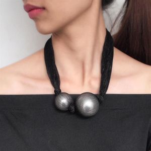 Große Simulierte Perlenketten für Frauen Dicke Halskette Halsband Big Ball Anhänger Aussage Halskette Weibliche Jewelry260A