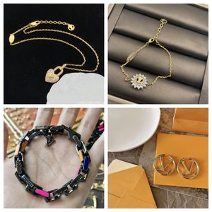 New Fashion Top Look Ladies Women Cute Heart Necklace Pendant Choker Bracelet Small Gold Love Open Chain for Women Dainty Gifts Her