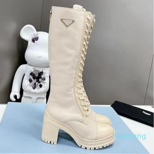 Novo triângulo escovado couro nylon joelho botas grossas saltos bloco amêndoa toe lace-up zip botas femininas designers de luxo sapatos de moda tamanho de calçado de fábrica