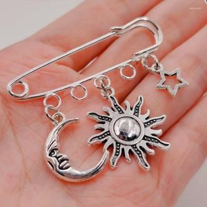 Brooches Wholesale Cartoon Star Moon Sun Brooch Night Sky Safety Pins DIY For Punk Dark Witch Jewelry Gift 10 Pcs