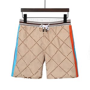 2023 Mens Designer Shorts Asciugatura rapida Pantaloni da spiaggia da uomo Designer SwimWear Stampa corta Summer Board Pantaloncini da uomo Swim Short Size L255U