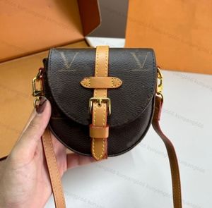 Akşam çantaları renkli mikro metis lüksler tasarımcıları kadın eyer çanta klasik mini çantalar flep kare deri zincirler kabartmalı monogramlar iplik crossbody