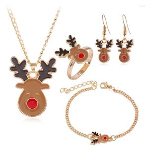 Anhänger Halskette Schöne braune Hirsche Kopf Halskette für Frauen Accessoires Schmuckschmuck Schmuck Geschenke Kinder Freundinnen Pendenten