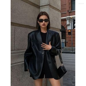 Kvinnor läder hösten svart mjuk pu blazer kvinnor axel kuddar långärmad enkelbröst kappa lös casual koreansk modejacka