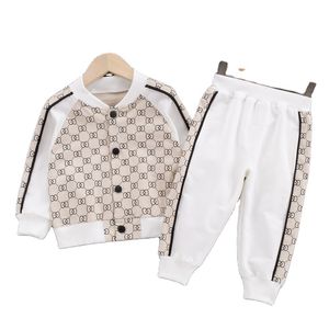 Baby Boys Girls Clothes Tracksuit Spring Autumn Clothing sätter barn Tryckt bomullsdräkt för barn BH34