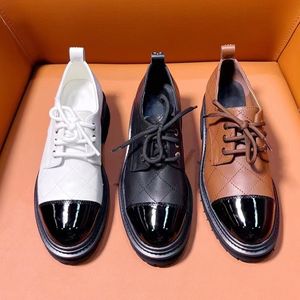 latest designer dress shoes Top quality Classic pattern Cowhide Leather womens loafers High elastic beef tendon bottom casual Flat Heel Soft sole work Office shoe