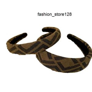 Pannband varumärkesdesigner vintage bokstavstryck pannband för kvinnor bredbördet tjockare fjäder hårband headwrap tyg tyg tyg huvudkläder gata mode headsca