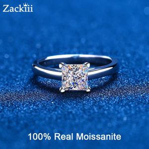 Solitaire Ring Sertifikalı Prenses Nişan Kadınlar 1CT 2CT VVS Diamond Teklif Gelin Setleri Yüzükler Sterling Gümüş Aly Band 231007