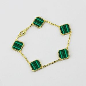 Alta qualidade trevo de luxo designer moda charme pulseiras para meninas mulheres 18k ouro prata preto branco vermelho verde marca pulseira com caixa de presente