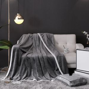 Nuova moda Top di vendita calda Designer di marca Flanella Corallo Pile Coperta da letto Morbido copriletto in velluto Peluche Soffice coperta decorativa vintage